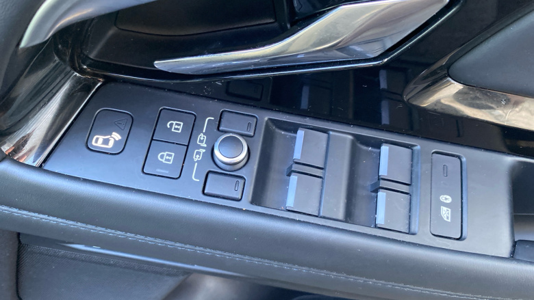 Land Rover Range Rover Evoque 1.5 P300e R-Dynamic HSE 5dr Auto Hatchback